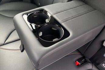 MG MOTOR UK HS, , hi-res