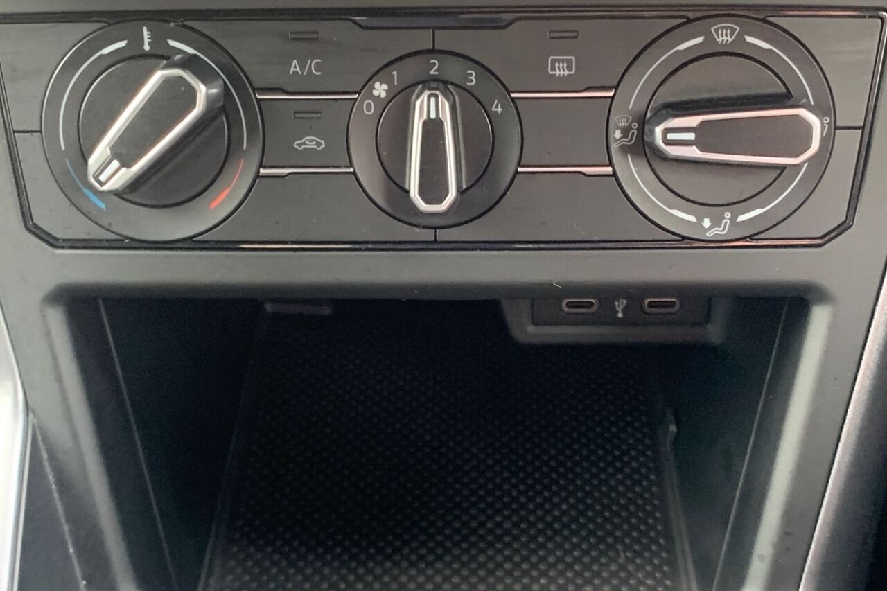 VOLKSWAGEN POLO, , hi-res
