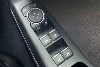 FORD FIESTA, , hi-res