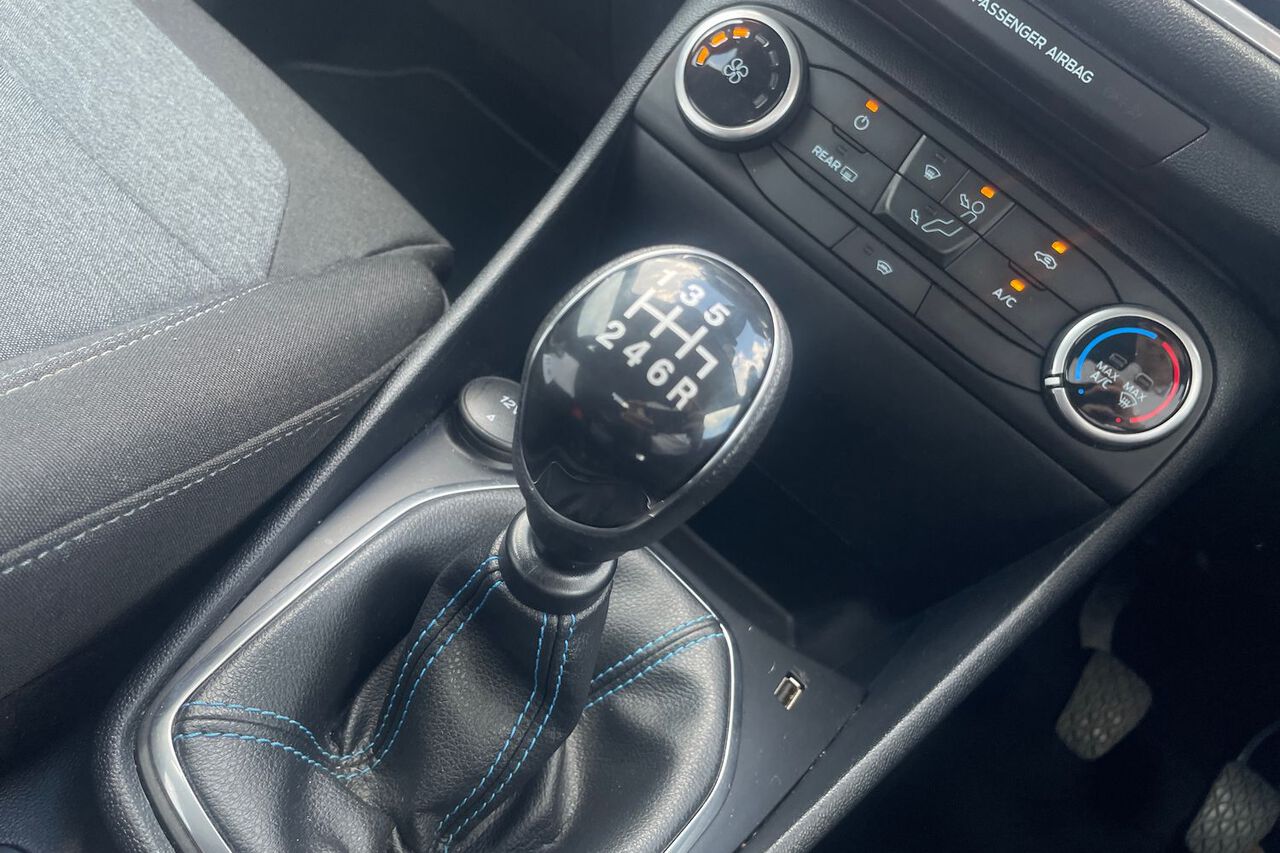 FORD FIESTA, , hi-res
