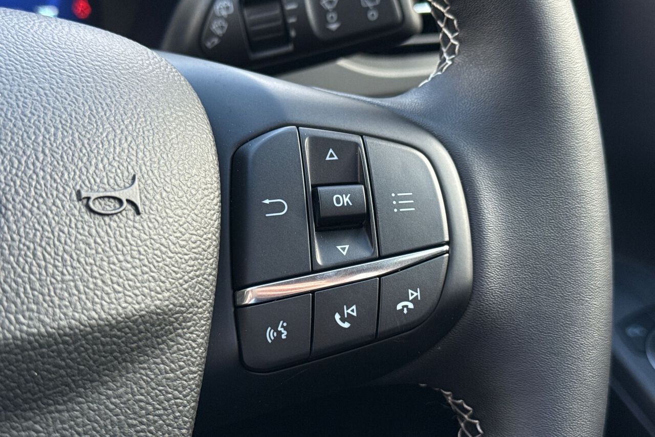 FORD KUGA, , hi-res
