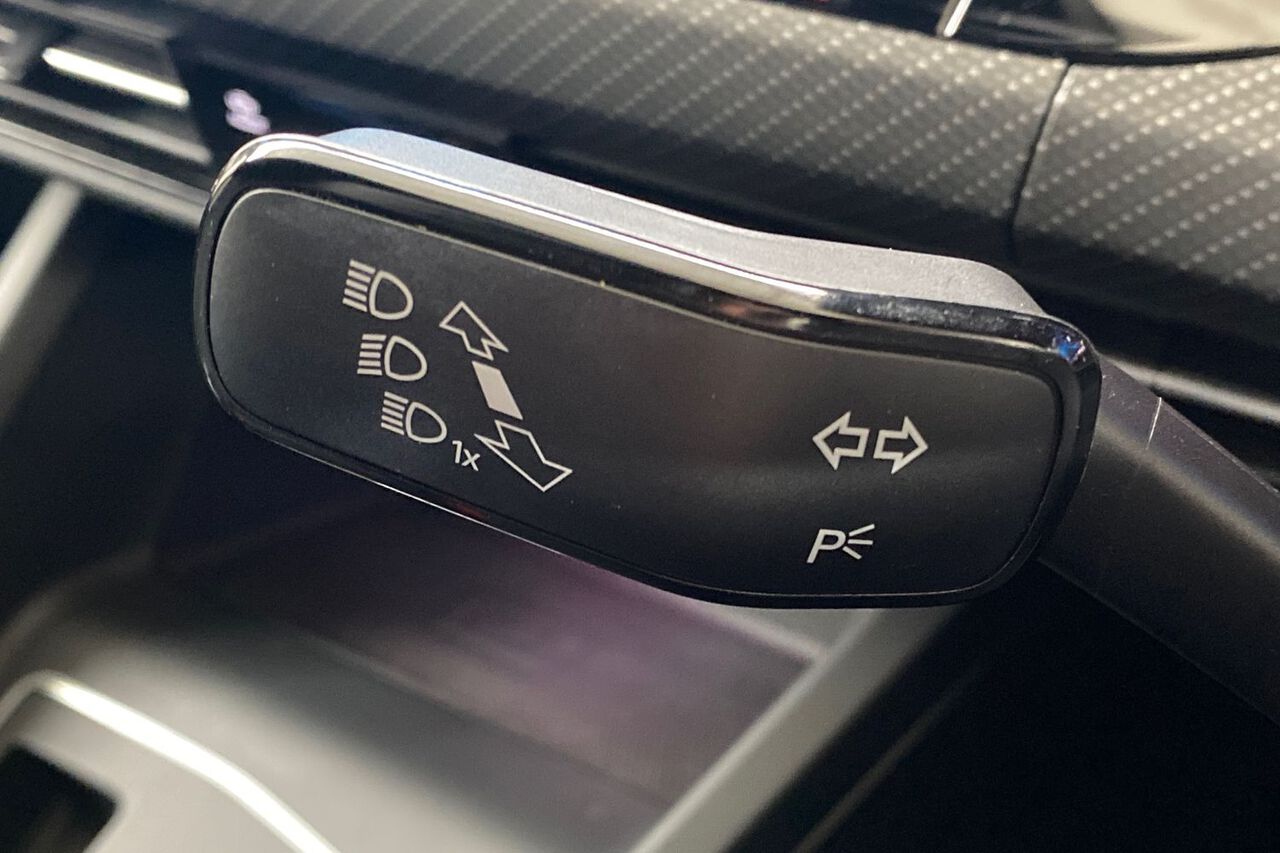 VOLKSWAGEN GOLF, , hi-res