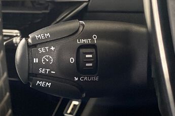 PEUGEOT 208, , hi-res