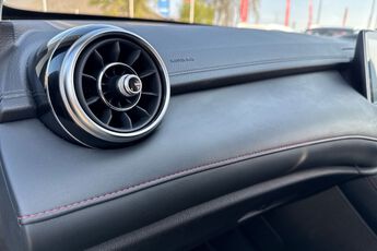 MG MOTOR UK HS, , hi-res