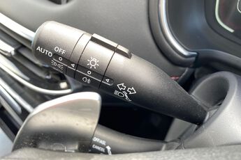 MG MOTOR UK HS, , hi-res