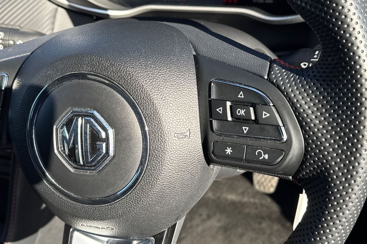 MG MOTOR UK ZS, , hi-res