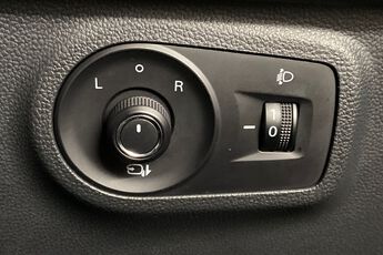 MG MOTOR UK ZS, , hi-res