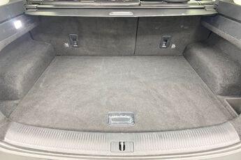 MG MOTOR UK HS, , hi-res
