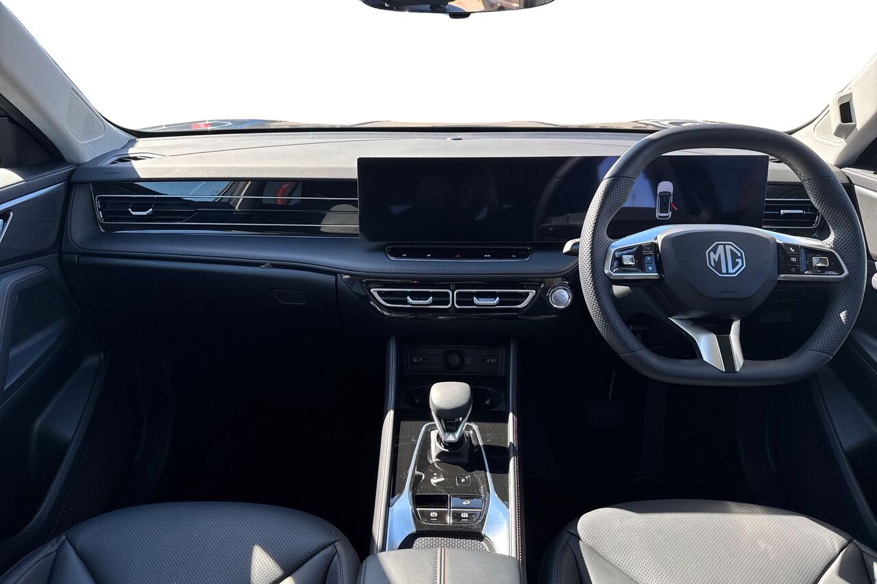 MG MOTOR UK HS, , hi-res