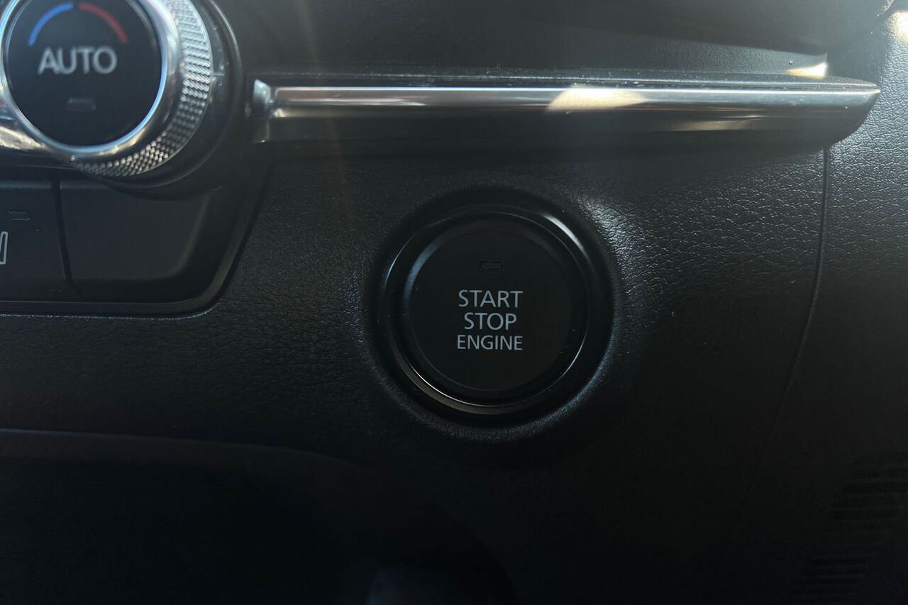 MAZDA 3, , hi-res