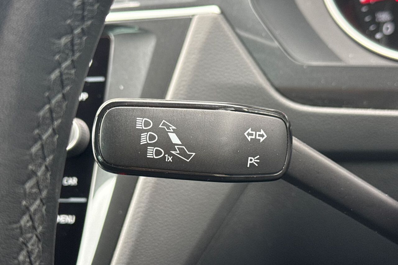 VOLKSWAGEN TIGUAN, , hi-res