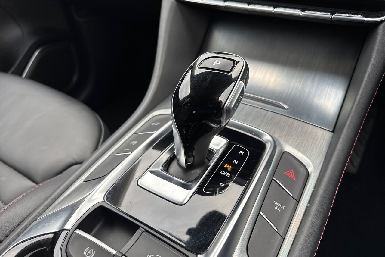 MG MOTOR UK HS, , hi-res