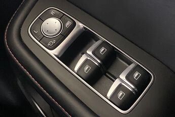 MG MOTOR UK HS, , hi-res