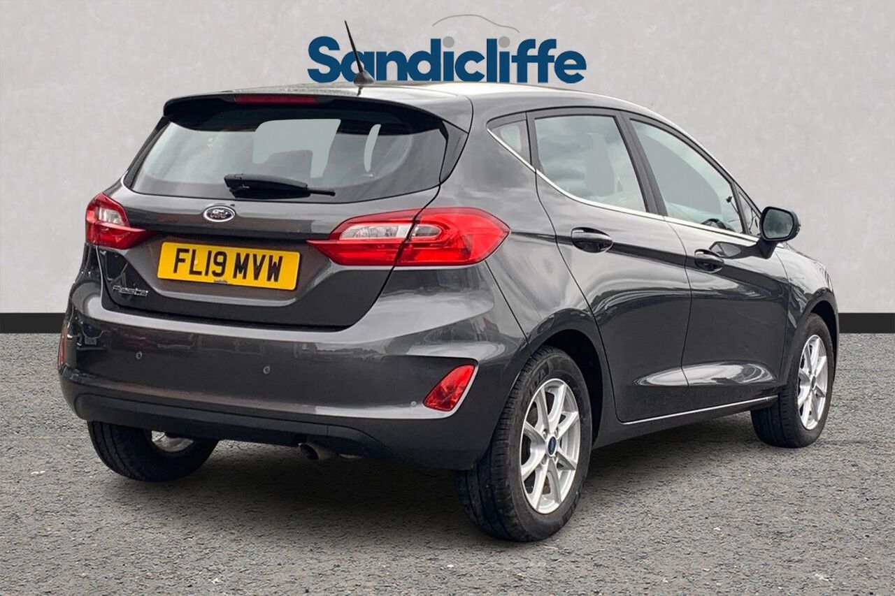 FORD FIESTA, , hi-res