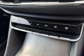 MG MOTOR UK HS, , hi-res