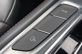 MG MOTOR UK HS, , hi-res
