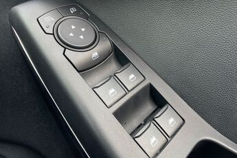 FORD FIESTA, , hi-res