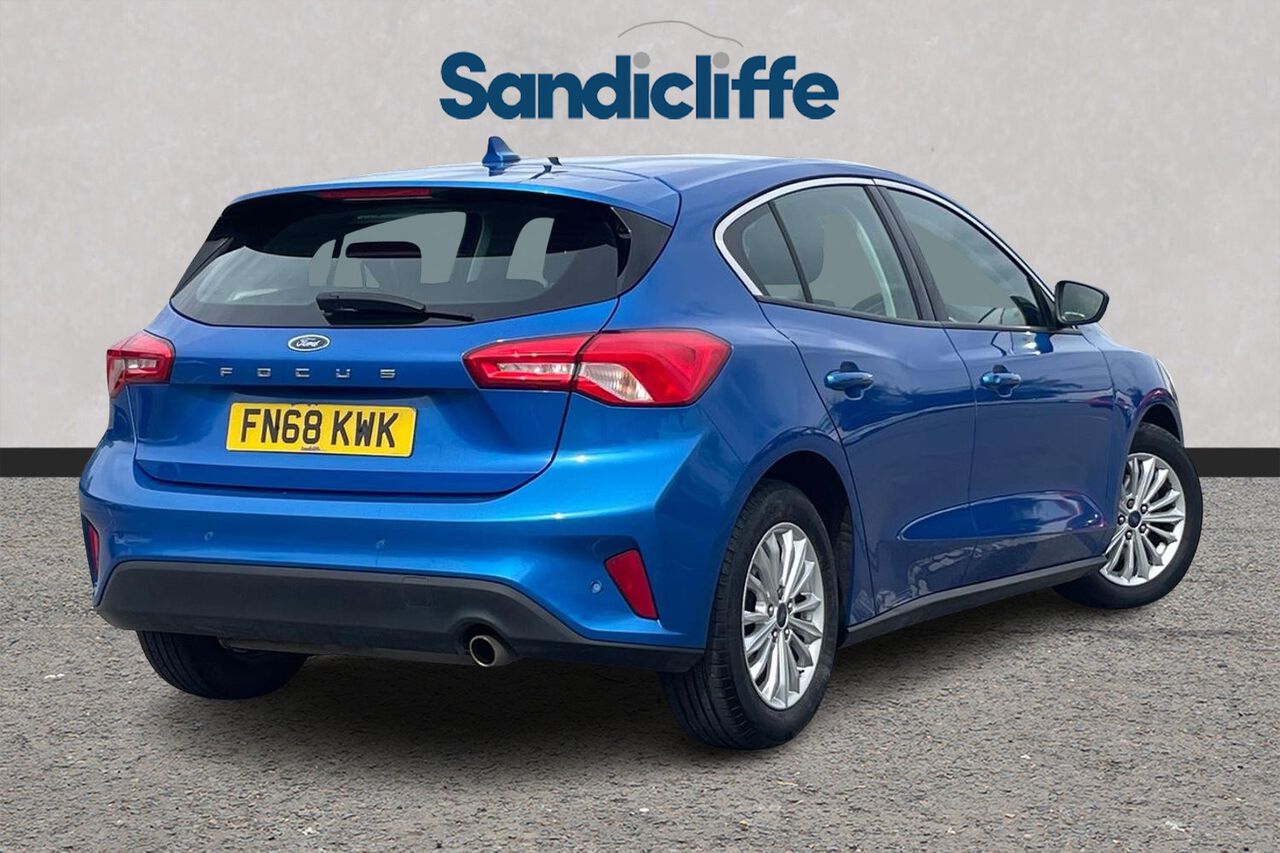 FORD FOCUS, , hi-res