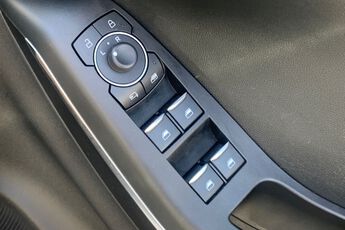 FORD PUMA, , hi-res