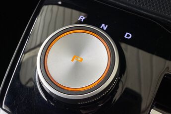 MG MOTOR UK MG4, , hi-res