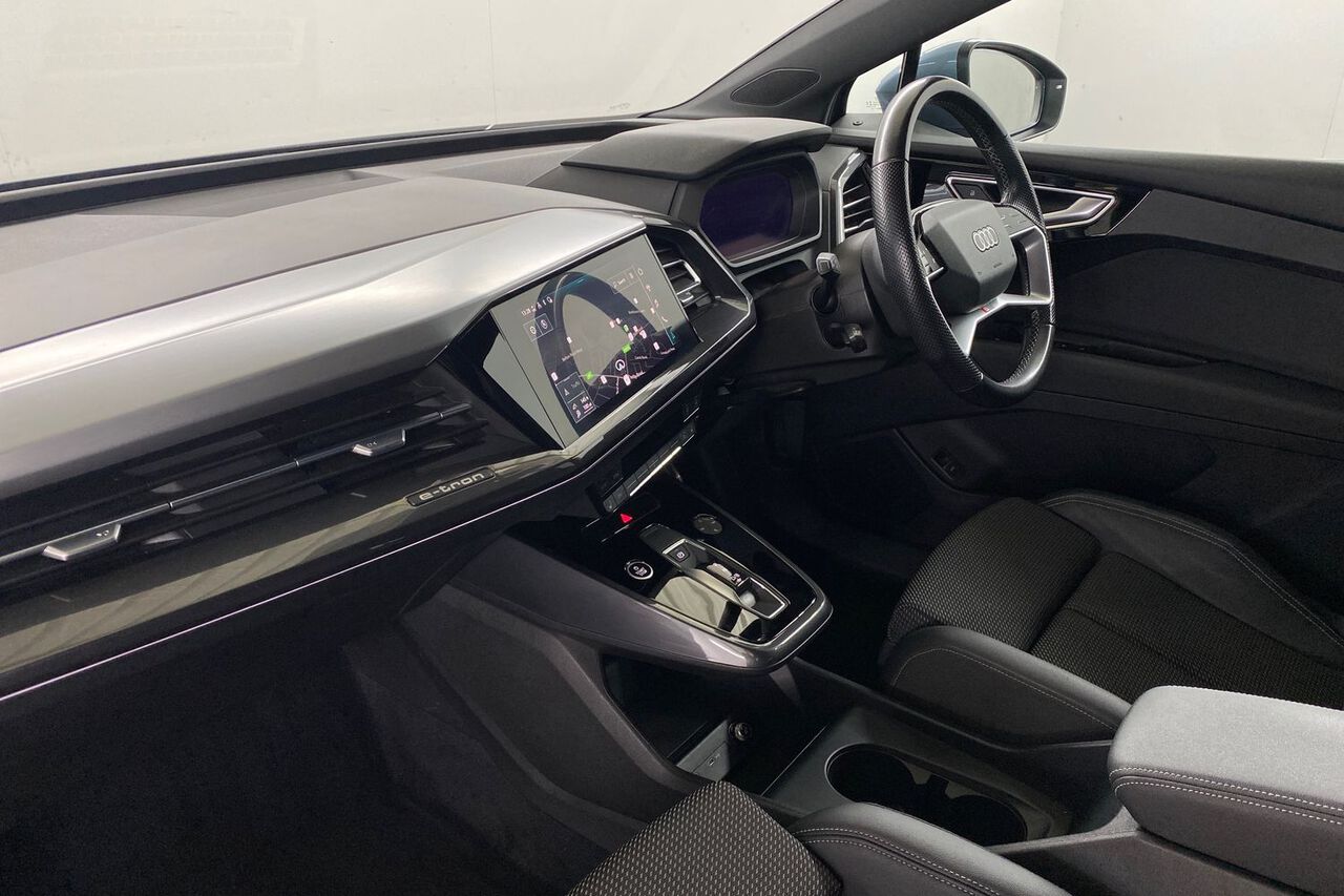 AUDI Q4, , hi-res
