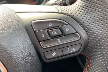 MG MOTOR UK HS, , hi-res