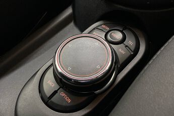 MINI HATCHBACK, , hi-res