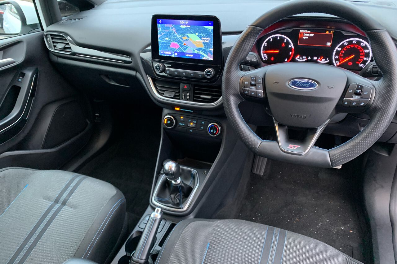 FORD FIESTA, , hi-res