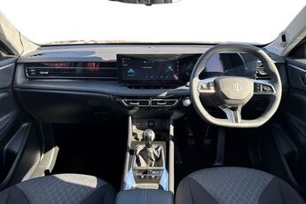 MG MOTOR UK HS, , hi-res