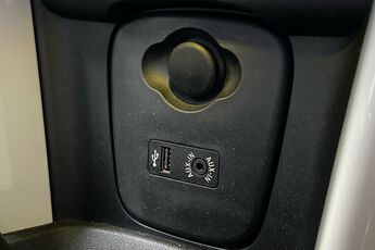 MINI HATCHBACK, , hi-res