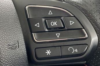 MG MOTOR UK HS, , hi-res