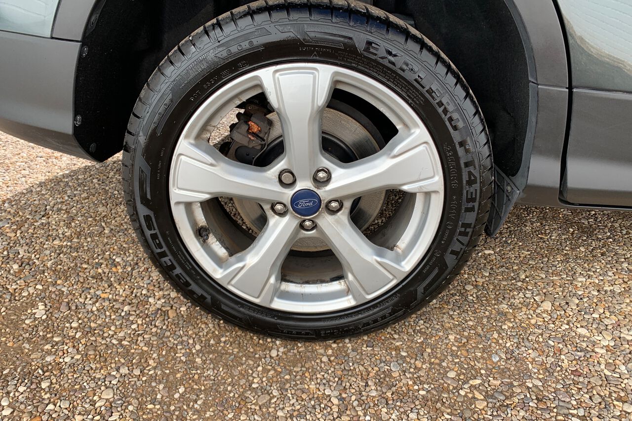 FORD KUGA, , hi-res