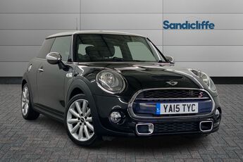 MINI HATCHBACK