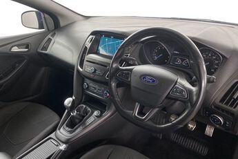 FORD FOCUS, , hi-res