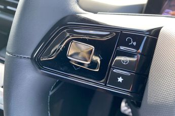 MG MOTOR UK MG4, , hi-res