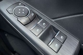 FORD KUGA, , hi-res