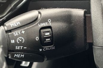 PEUGEOT 2008, , hi-res