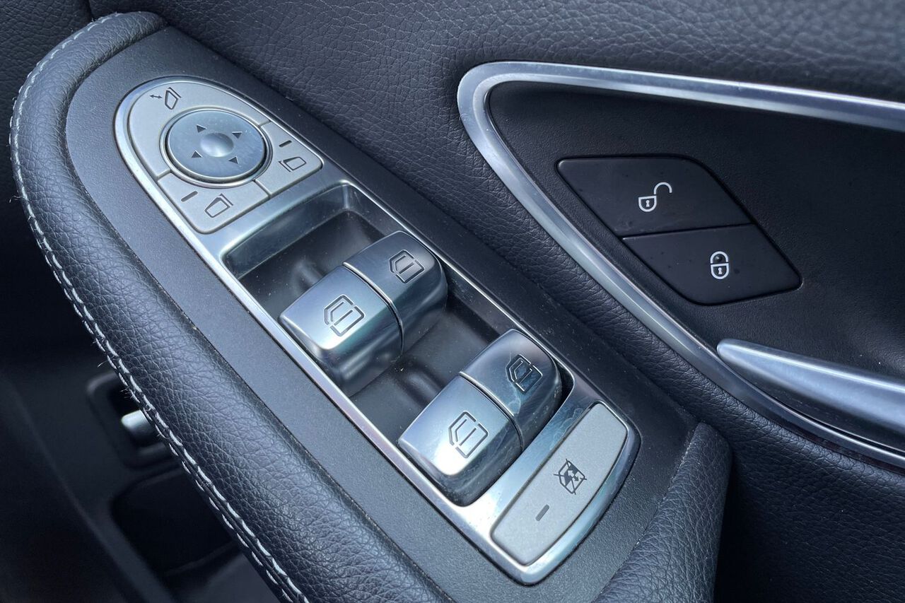 MERCEDES-BENZ C CLASS, , hi-res