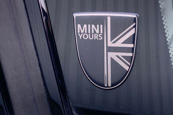 MINI HATCHBACK, , hi-res