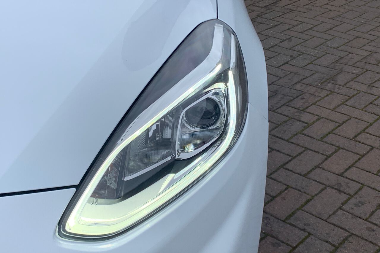 FORD FIESTA, , hi-res