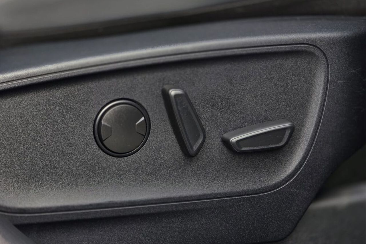 FORD KUGA, , hi-res