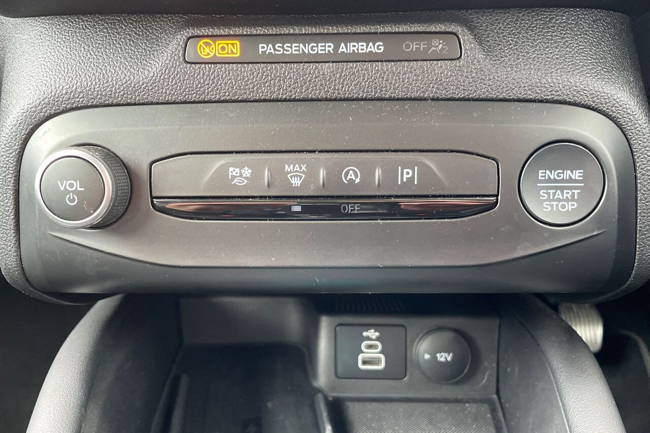 FORD FOCUS, , hi-res