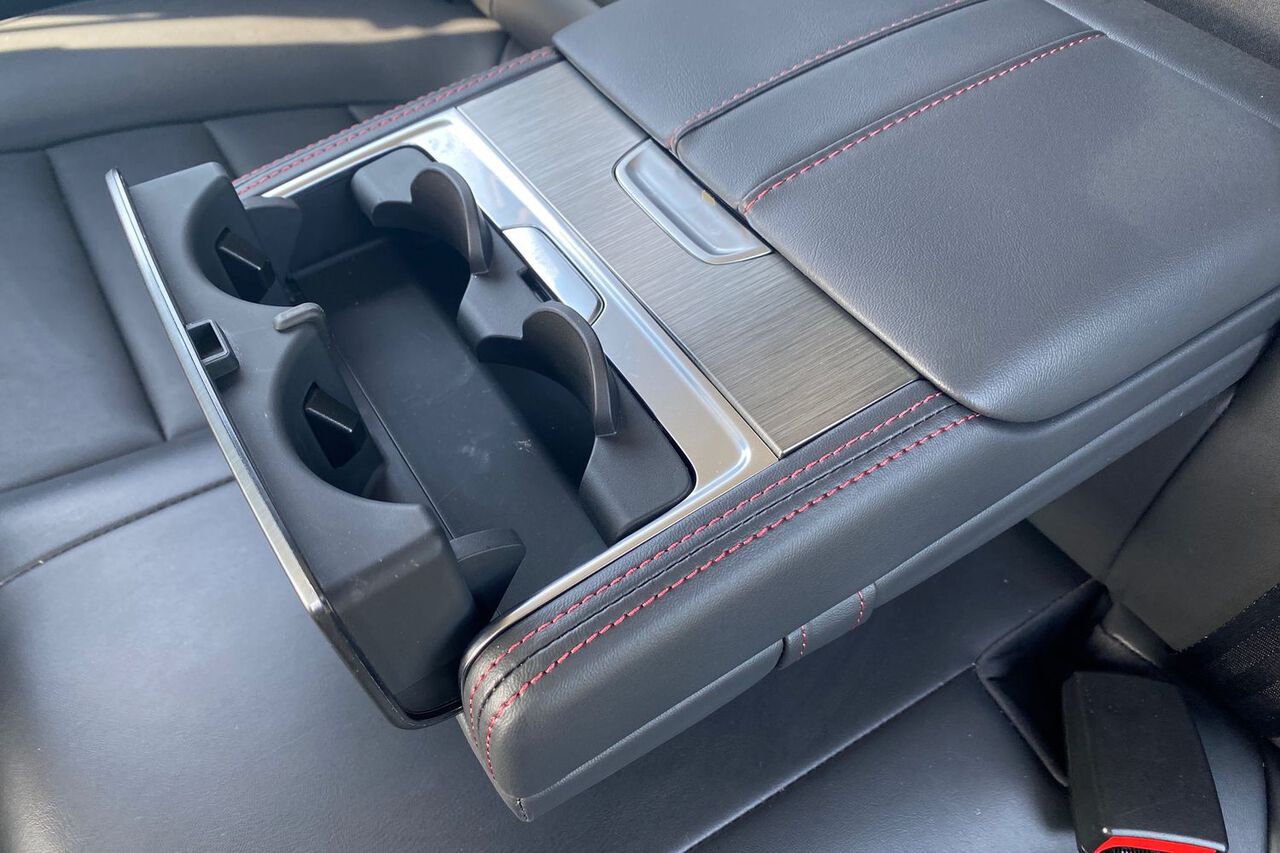 MG MOTOR UK HS, , hi-res