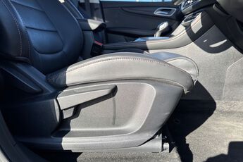 MG MOTOR UK HS, , hi-res