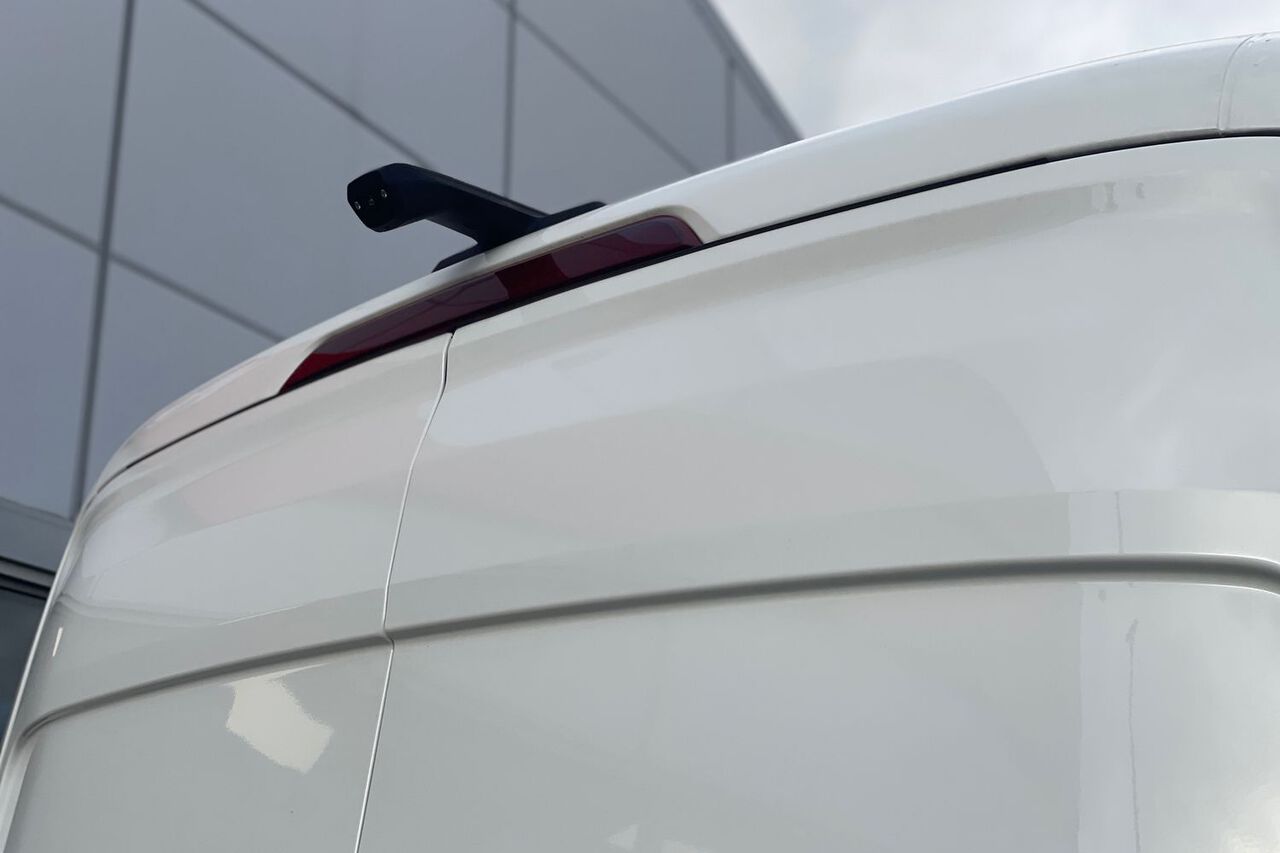 MAXUS DELIVER 9, , hi-res