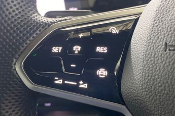 VOLKSWAGEN GOLF, , hi-res