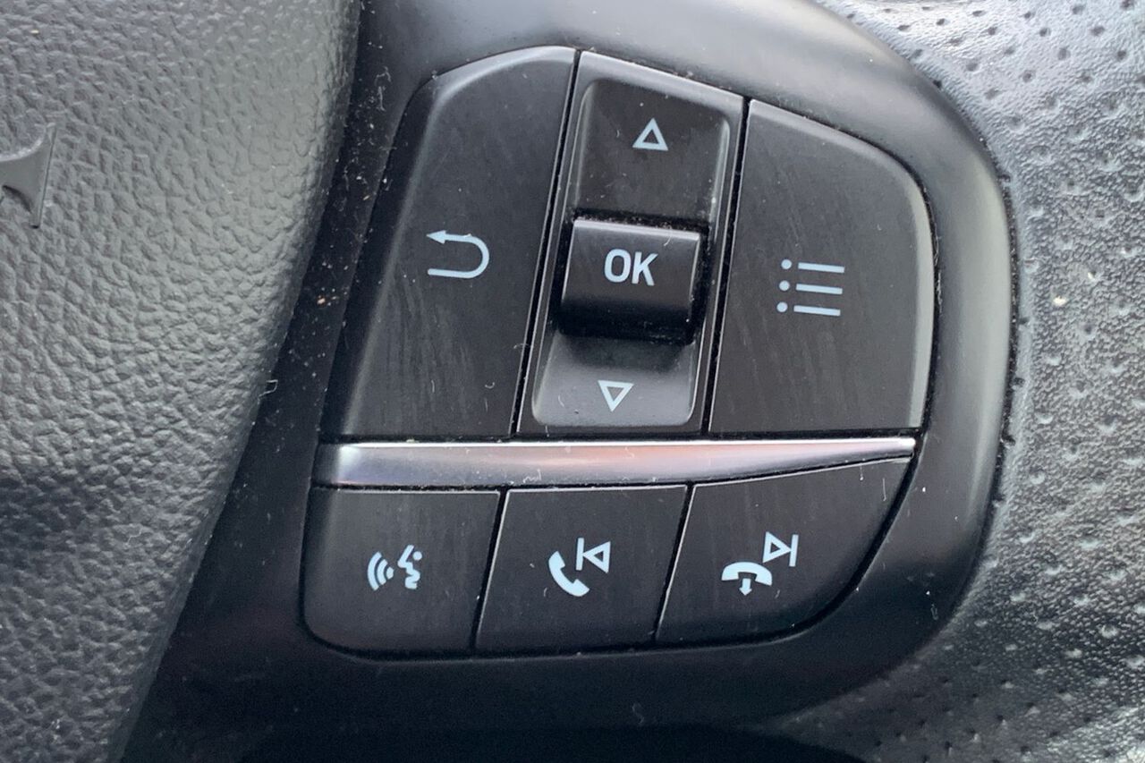 FORD FOCUS, , hi-res