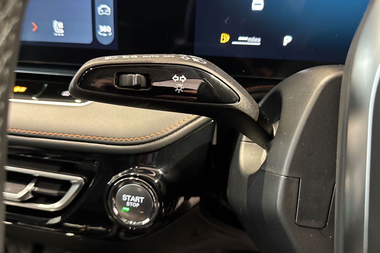 MG MOTOR UK HS, , hi-res