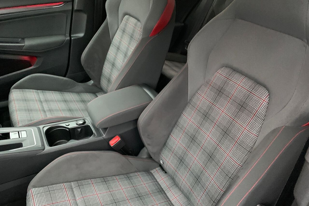 VOLKSWAGEN GOLF, , hi-res