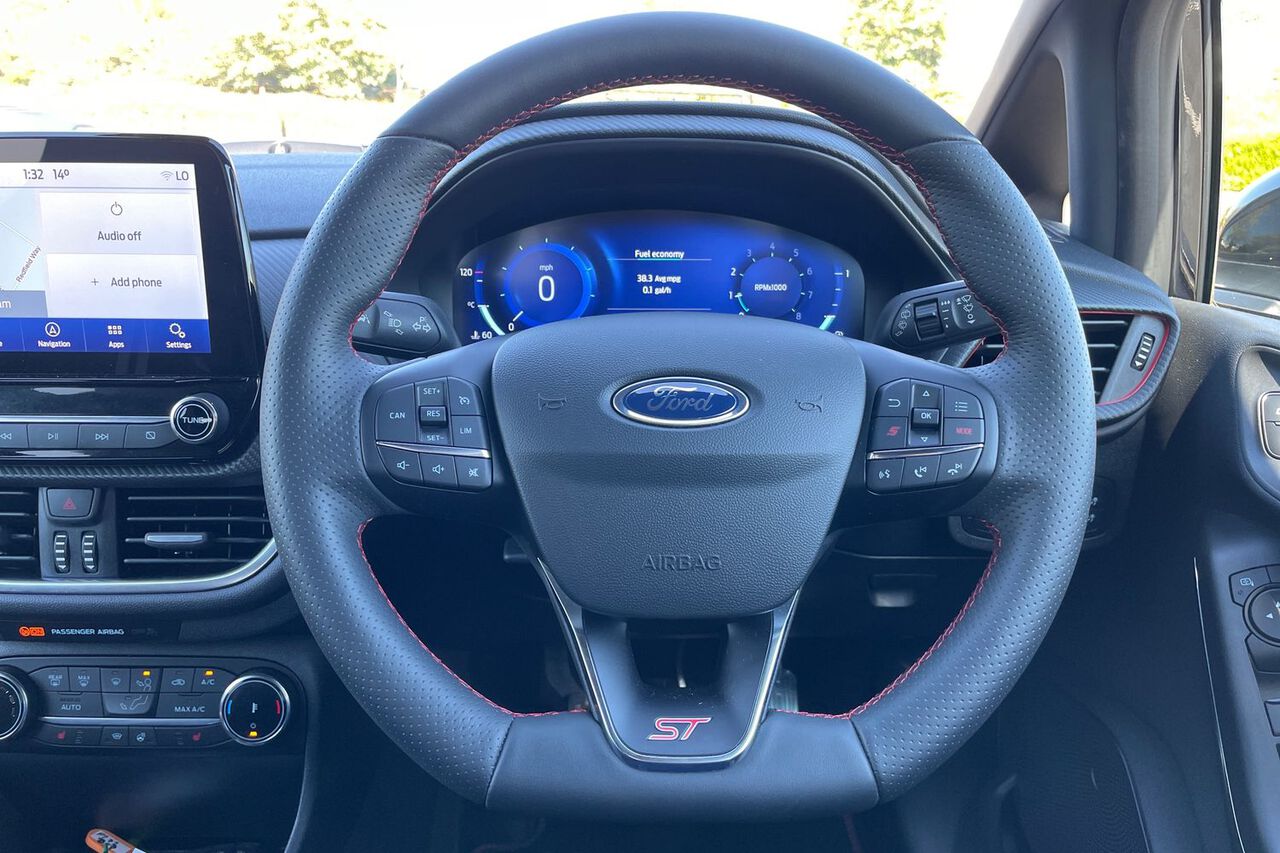 FORD FIESTA, , hi-res